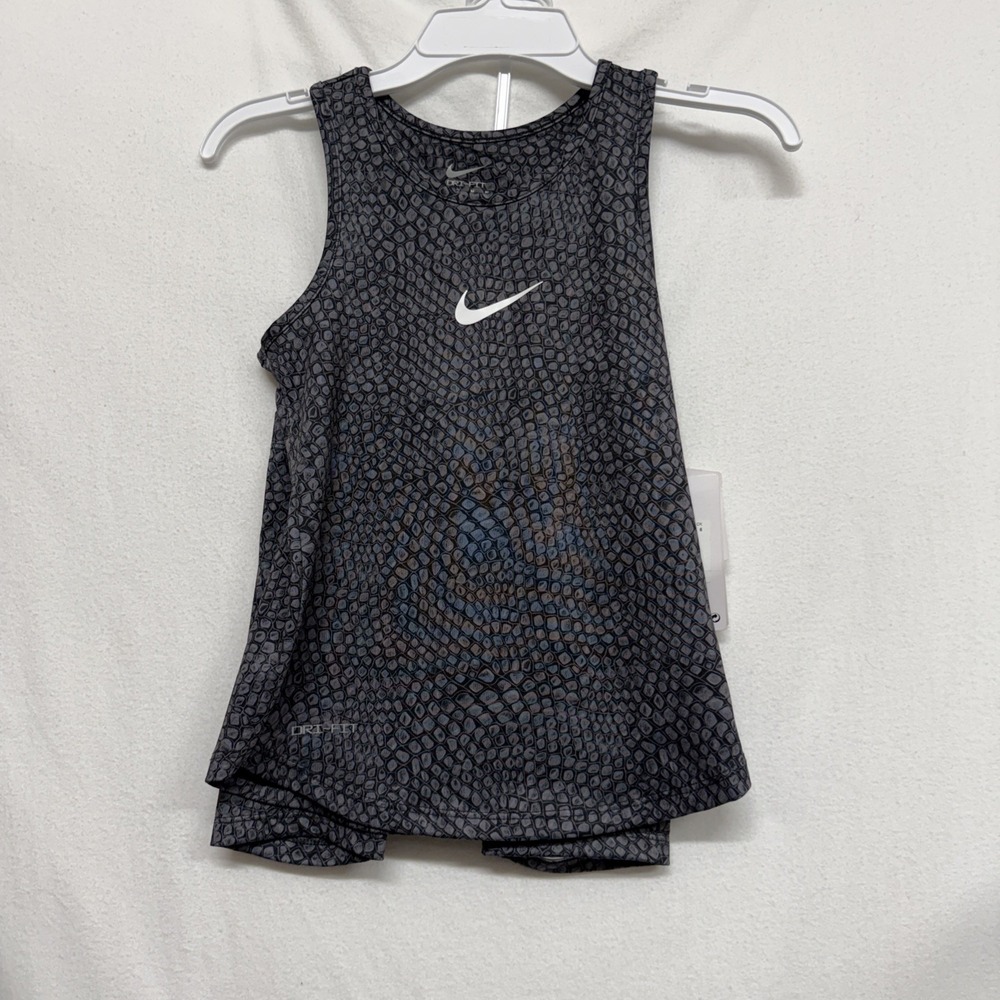 Nike Dri-FIT Girls 6 Black/Gray Animal Print Sleeveless Tank Top and shorts